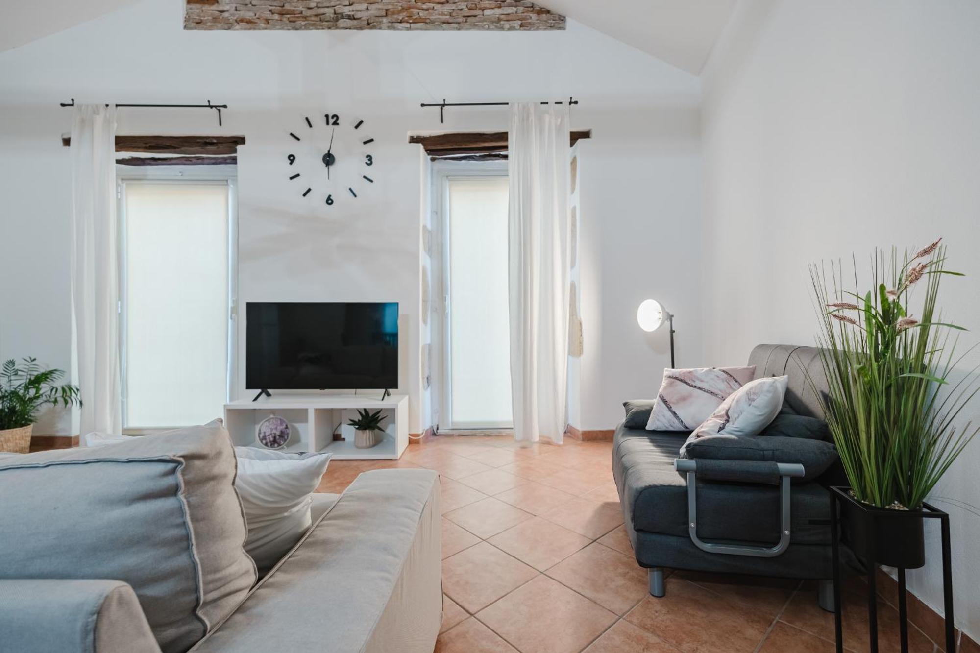 Holiday home Loft In Manno *